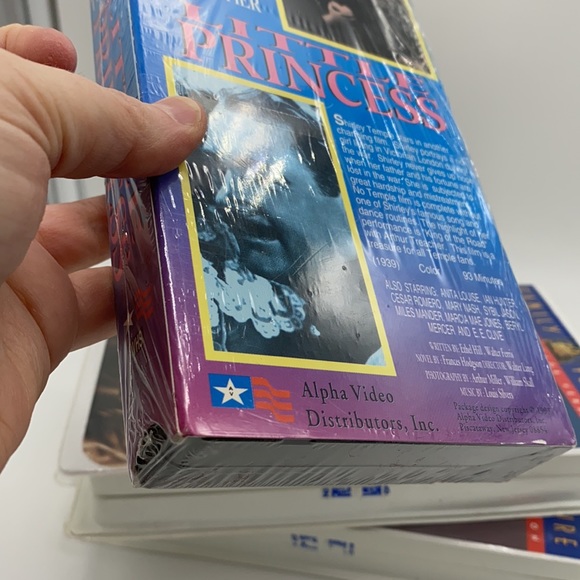 Shirley Temple VHS Tapes bundle DIMPLES,  BRIGHT EYES, THE LITTLE PRINCES - Picture 6 of 9